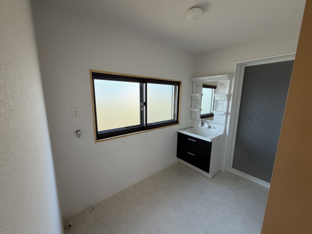 5. 主な素材・設備ランドリールーム